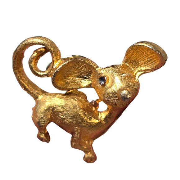 Vintage Gold Tone Mouse Pin Brooch Enamel Winking Eyes Figural Animal Jewelry - Picture 1 of 8